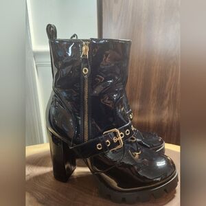 Fashion Nova Chic Black High Heel Boots – Size 9